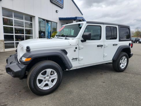 Used 2022 Jeep Wrangler Unlimited Sport AWD/4WD image 7