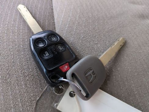 Used 2011 Honda Odyssey EX image 35