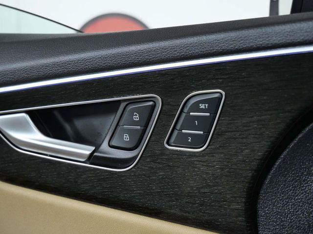 Used 2023 Audi Q8 Premium Plus w/ Premium Plus Package AWD/4WD image 23