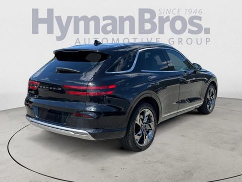 Used 2023 Genesis Electrified GV70 AWD/4WD image 3