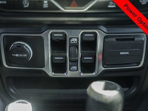Used 2022 Jeep Wrangler Unlimited Sport AWD/4WD image 19