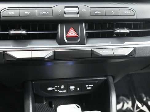 New 2026 Kia K4 EX FWD image 32