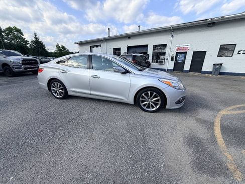 Used 2015 Hyundai Azera FWD image 25