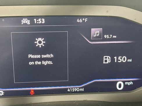 Used 2023 Volkswagen Atlas SE image 12