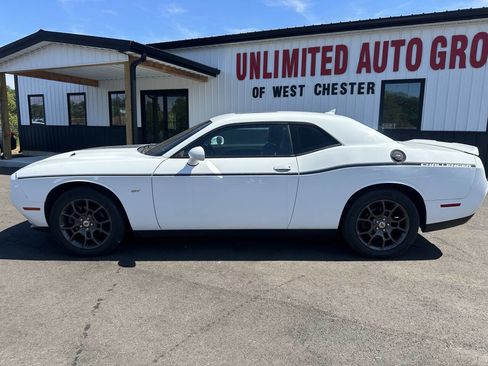 Used 2018 Dodge Challenger GT image 12