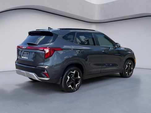 Used 2025 Kia Seltos S FWD image 5