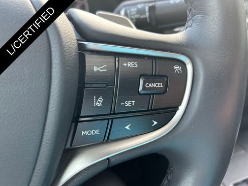 Certified 2024 Lexus ES 300h w/ Premium Package FWD image 19