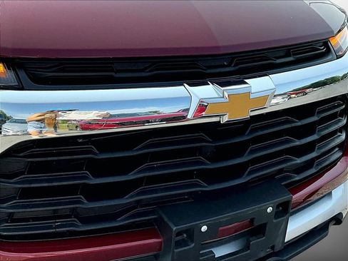 Used 2024 Chevrolet TrailBlazer LT FWD image 31