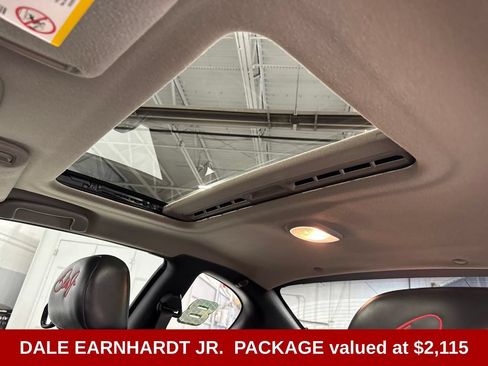 Used 2004 Chevrolet Monte Carlo SS w/ Dale Earnhardt Jr. Package FWD image 3