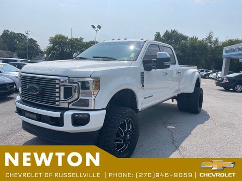 Used 2021 Ford F350 Platinum AWD/4WD image 3