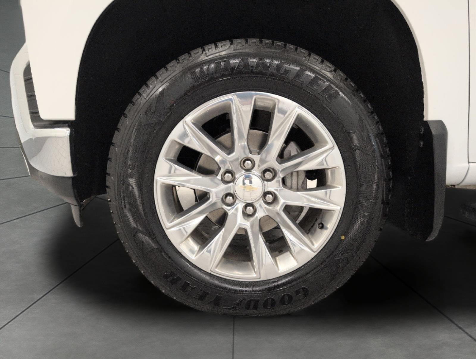 Certified 2021 Chevrolet Silverado 1500 LTZ AWD/4WD image 30