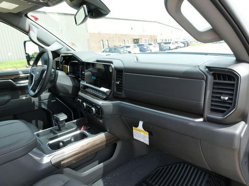 New 2026 Chevrolet Silverado 1500 RST w/ All Star Edition Plus AWD/4WD image 13