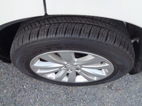 Used 2013 Subaru Forester 2.5X Limited image 10