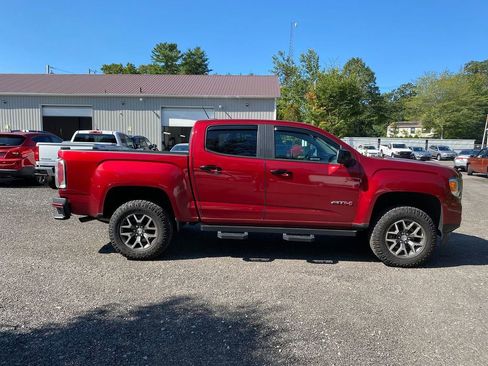 Used 2021 GMC Canyon AT4 image 4