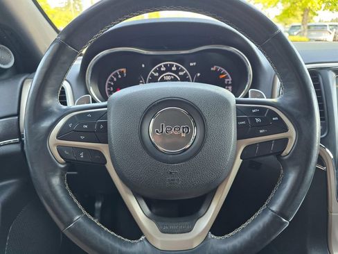 Used 2017 Jeep Grand Cherokee Limited w/ Luxury Group II AWD/4WD image 15