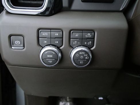 New 2026 GMC Sierra 1500 Denali AWD/4WD image 21