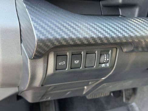 Used 2025 Subaru Ascent Premium image 19