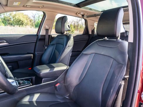 Used 2023 Kia Sportage SX image 17