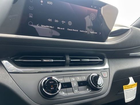 New 2026 Buick Envista Sport Touring w/ Convenience I Package FWD image 17