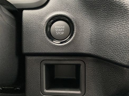 New 2026 Toyota Tundra SR image 18