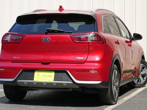Used 2019 Kia Niro LX FWD image 4