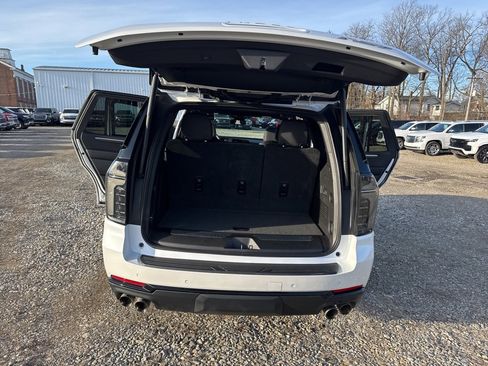 Used 2025 Chevrolet Tahoe RST w/ Comfort Package image 30