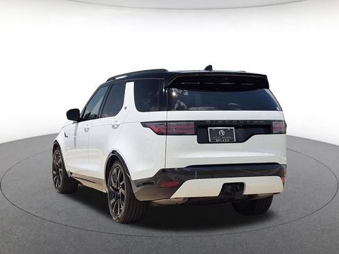 Used 2025 Land Rover Discovery Dynamic SE AWD/4WD image 7