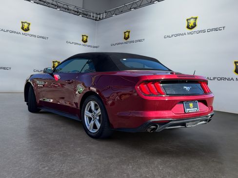 Used 2019 Ford Mustang Convertible RWD image 3
