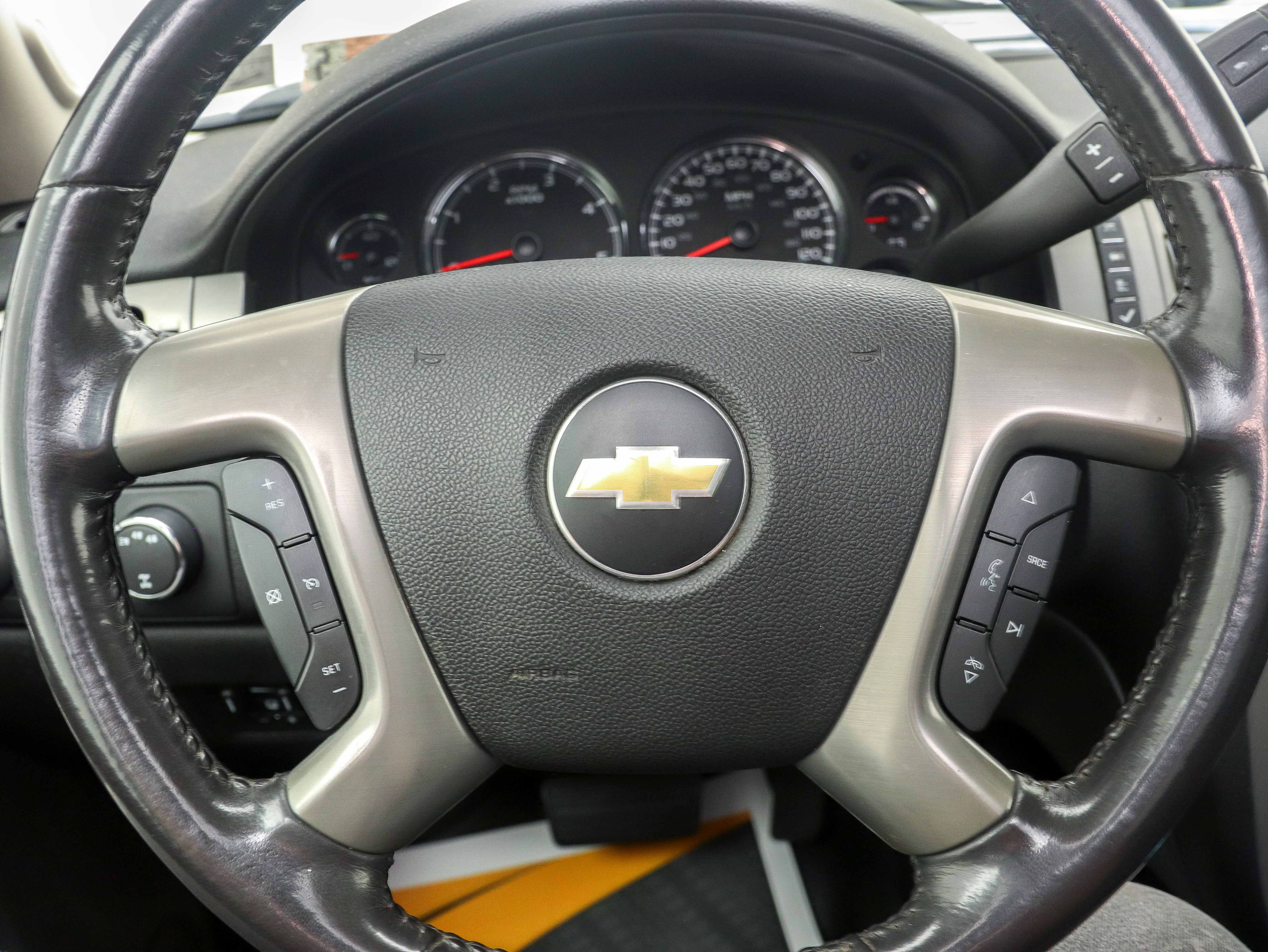 Used 2012 Chevrolet Silverado 3500 LTZ w/ Snow Plow Prep Package AWD/4WD image 21
