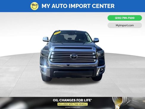 Used 2019 Toyota Tundra Limited w/ Limited Premium Package AWD/4WD image 2