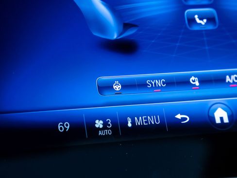 New 2026 Mercedes-Benz E 350 4MATIC Sedan image 28