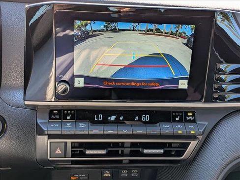 New 2026 Toyota Camry Hybrid image 13