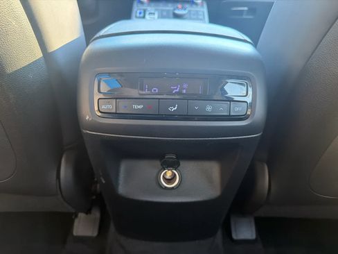 Used 2024 Hyundai Palisade SEL AWD/4WD image 25