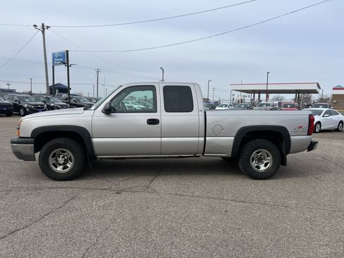 Used 2004 Chevrolet Silverado 1500 LS image 5