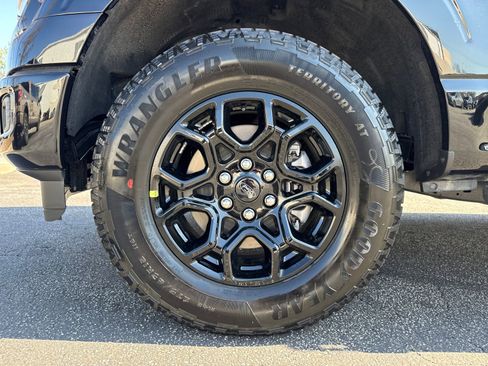 New 2026 Ford F150 XLT w/ Equipment Group 302A MID image 11