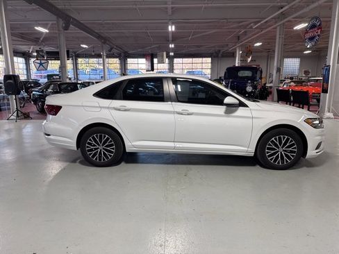 Used 2021 Volkswagen Jetta S w/ Driver Assistance Package image 6