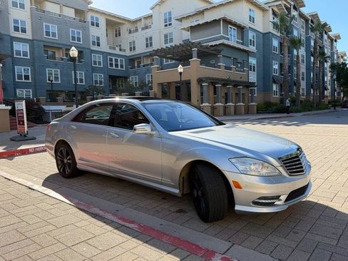 Used 2010 Mercedes-Benz S 550 image 11
