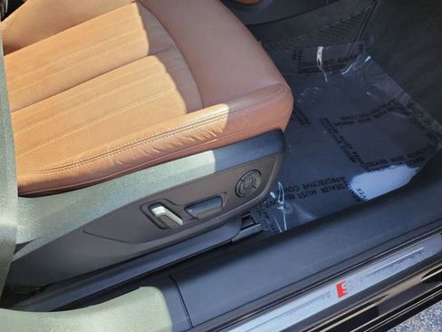 Used 2019 Audi A6 3.0T Premium Plus w/ Premium Plus Package image 33