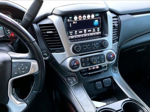 Used 2019 GMC Yukon SLT w/ Open Road Package AWD/4WD image 6