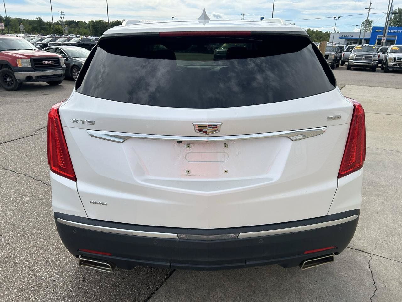 Used 2017 Cadillac XT5 Premium Luxury AWD/4WD image 6