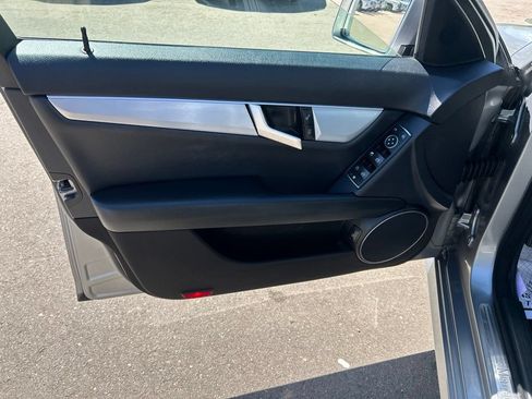 Used 2014 Mercedes-Benz C 250 Sedan image 22