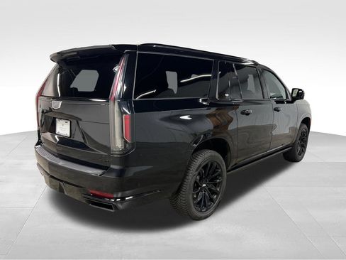 Certified 2024 Cadillac Escalade ESV Sport w/ LPO, ONYX Package AWD/4WD image 8