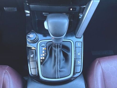 Used 2022 Kia Seltos SX w/ Sunroof Package image 16