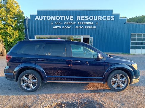 Used 2017 Dodge Journey Crossroad AWD/4WD image 6