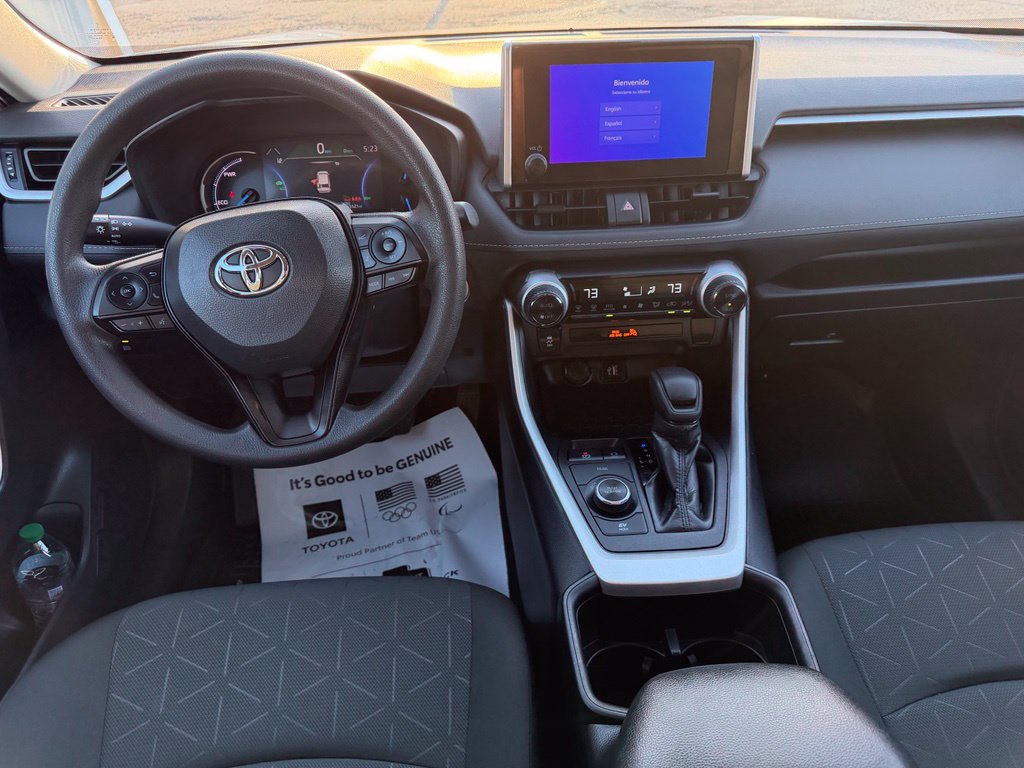 Used 2024 Toyota RAV4 XLE AWD/4WD image 19
