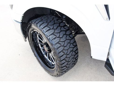 Used 2025 Ford F150 Lariat w/ Equipment Group 501A Mid AWD/4WD image 8