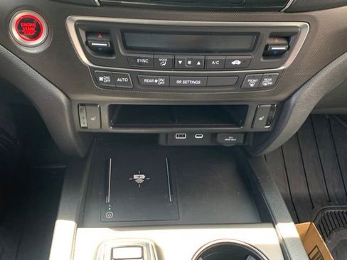 Used 2025 Honda Ridgeline TrailSport image 16