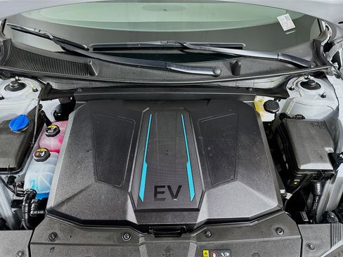 Used 2024 Hyundai Ioniq 5 SEL image 33