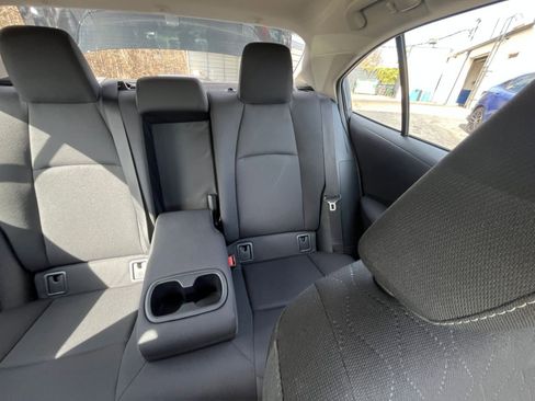 Used 2025 Toyota Corolla LE image 32