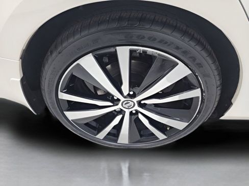 Used 2019 Nissan Altima 2.5 SR image 13